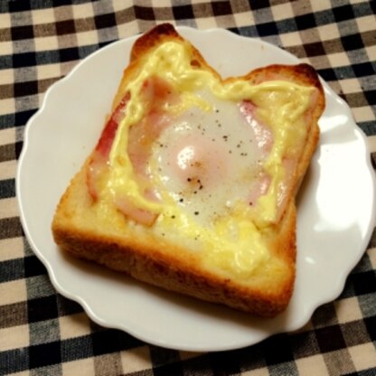 朝ごはんにささっと作ってみました。とても簡単なのにとてもおいしいです( ^ω^ )今日1日頑張れそうです。ありがとうございました。